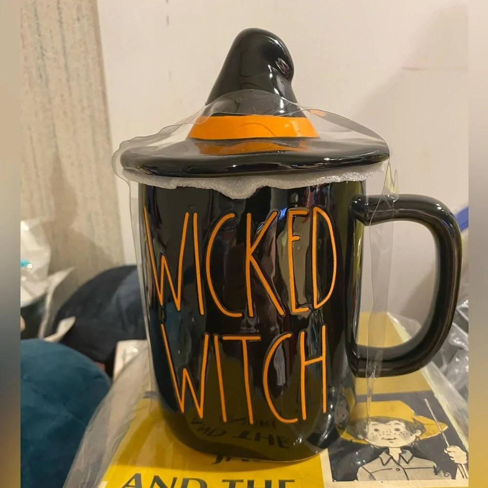 Rae Dunn Black Artisan Mug with Hat Lid NWOT (GL)